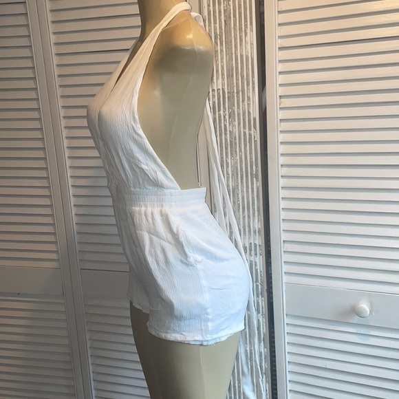 Lulus Milos White Convertible Halter Romper size M - Picture 9 of 12